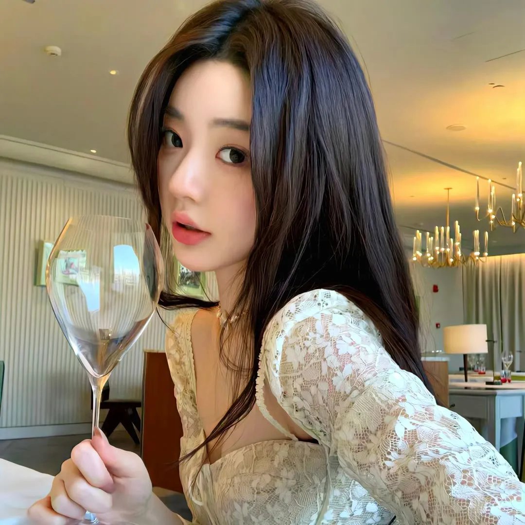 死后八年女帝命我迎敌